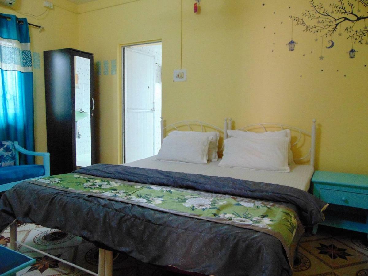Oceanic Pearl Beach Guest House Calangute Esterno foto
