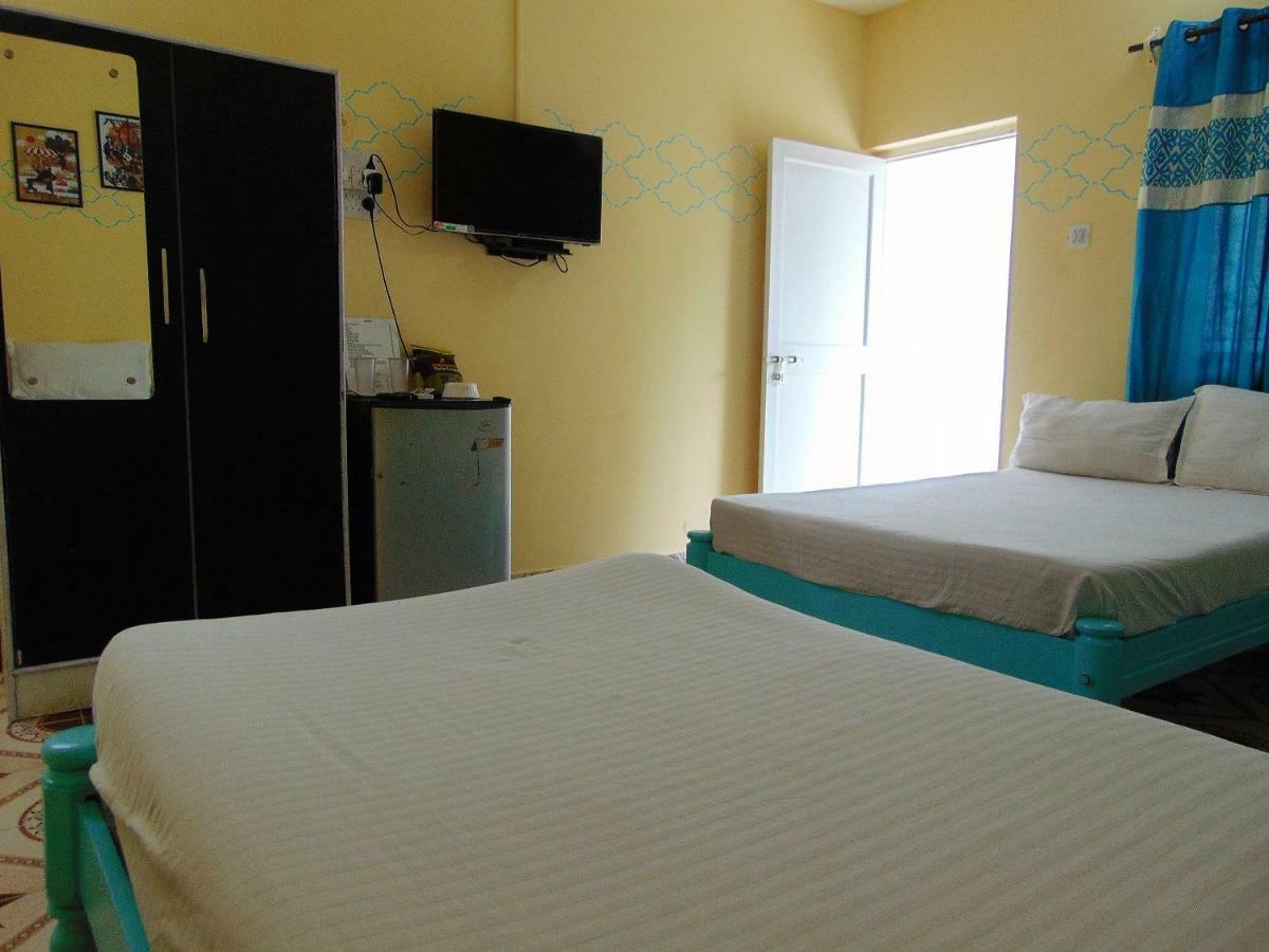 Oceanic Pearl Beach Guest House Calangute Esterno foto